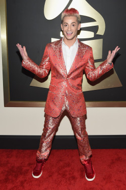 fish9:  beyonceandnicki:TV Personality/Actor Frankie Grande attends The 57th Annual GRAMMY Awards    how did he sneak in? where is security?