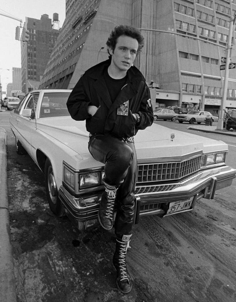 suicidewatch:  Adam Ant   SSUUPPEERR HOTT ADAM ANT