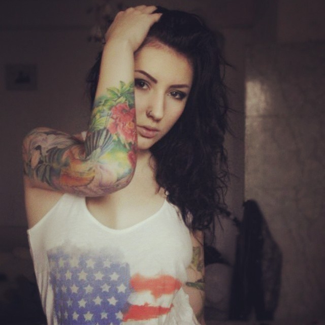 sexytattooedgirls:  www.sexytattooedgirls.co.uk