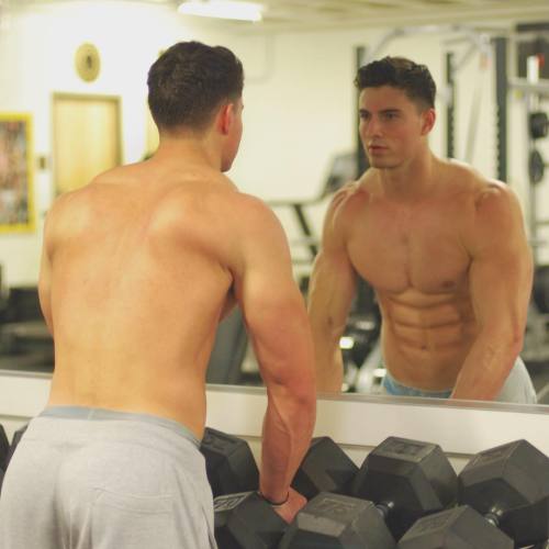 lumbrjax:  Instagram user @michaelgagnon_ http://ift.tt/1MJJYU1 