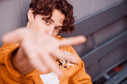 bradleywillsimpson: How is everyone? 2 days until the show… 