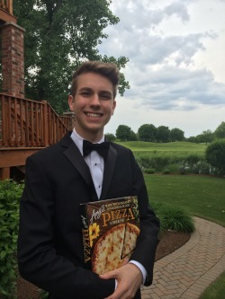 tortillah:  i went to prom with pizza 