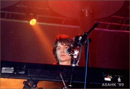 tiesandtea: Neil Codling of Suede at the Hong Kong Convention & Exhibition Centre, 28th Septembe
