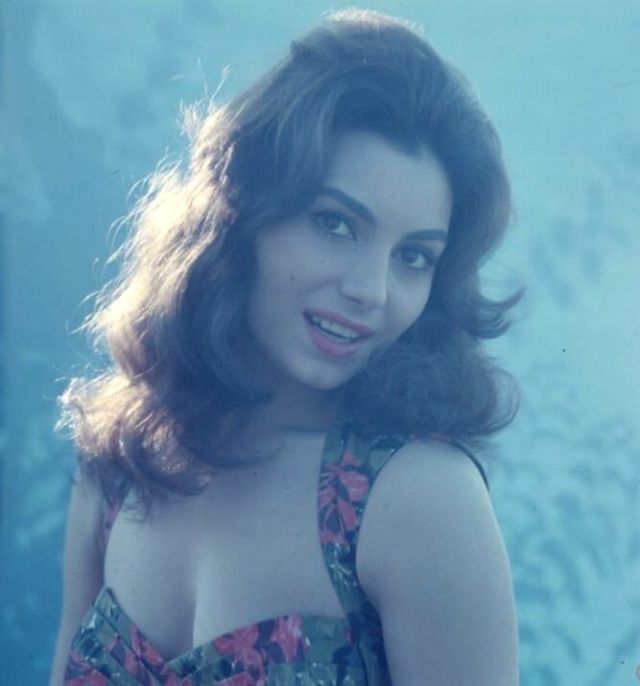 vintageeveryday:  Italian classic bombshell: Stunning photos of Rosanna Schiaffino