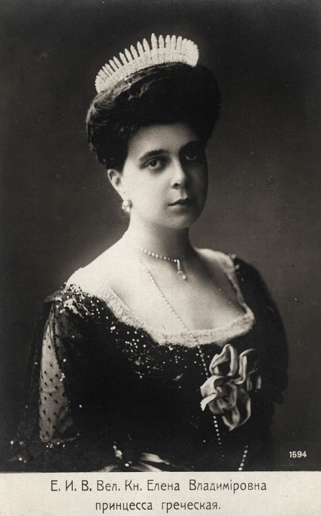 Series: Elena Vladimirovna and her fringe tiara. 