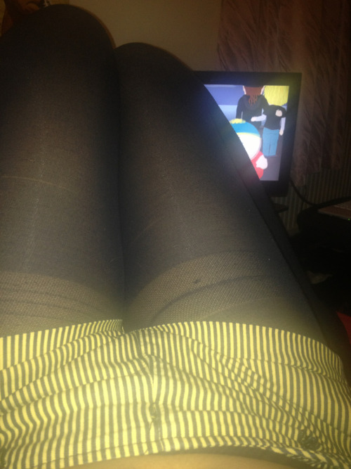 stephiiieee: Man I love these shorts Love the hose!