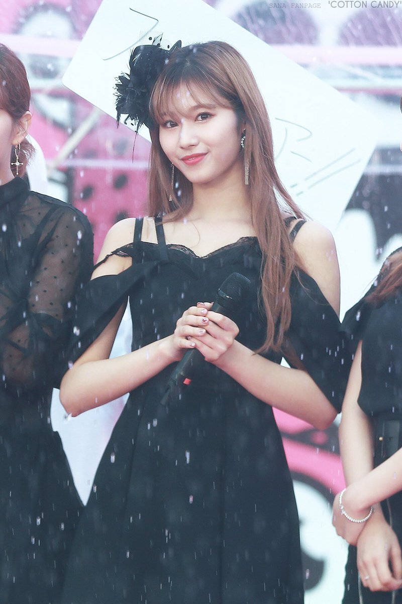 dailysana:    ♡ cotton candy | do not edit.  
