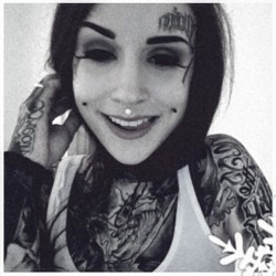 Monami Frost