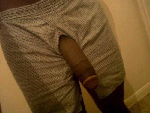 badboiijonn:  Peek a Boo     Badboiijonn.tumblr.com