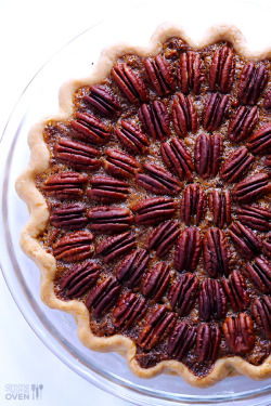 craving-nomz:  The Best Pecan Pie