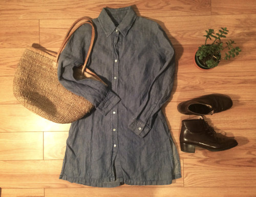 Vintage 90&rsquo;s | Denim linen shirt dress | Size medium Now available in my Etsy shop!