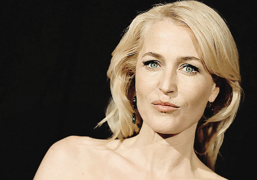 fucking-gillian: Gillian Anderson | the BAFTA Los Angeles Tea Party. (January 10, 2015)