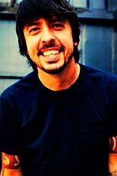 kirk-the-ripper-hammett:  Happy Birthday David Eric Grohl!! You’re one of the best musician that i’ve met, thank you so much for your beautiful voice, your beautiful music, for be there every time that i need and make me happy every time that i see