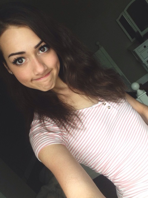 birdyally:  “You think you’re so cute” well…yeah…