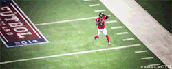 vanillacts:  High steppin’   #SteppinLikePrime #ProductOfTheU #HeIsACane Devin Hester to nice!