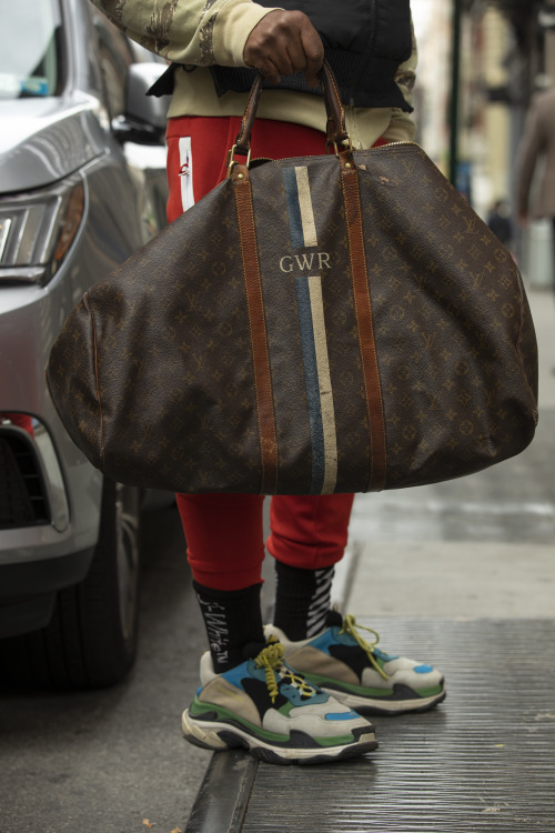 aagdolla: LV Duffle Bag