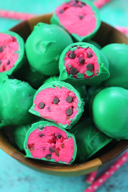 sweetoothgirl:Watermelon Truffles