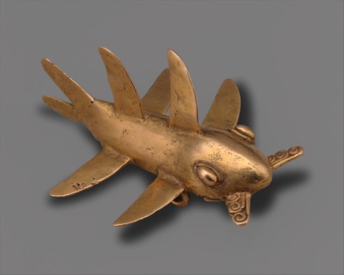 met-africa-oceania: Shark Pendant, Metropolitan Museum of Art: Arts of Africa, Oceania, and the Amer