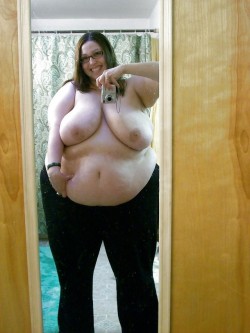 follow-fat-sluts:chubbyName: AmyPics: 29Looking: MenOnline now:  Yes.Home page: Click Here