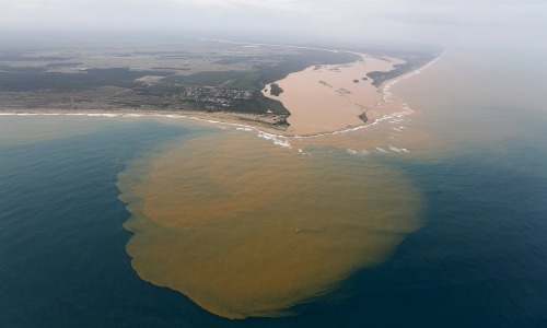 Plume from Brazil Mine Disaster reaching the oceanI’m pretty used to seeing plumes of sediment reach