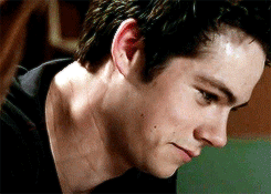 tinderbox210:  puppymalia:   (✿◠‿◠)  #stiles finally finding someone who thinks the way he thinks#malia is so good for him#she’s someone who gets distracted just as easily as him#who tries just as hard#who categorizes and sorts and organizes