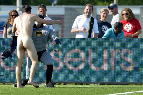 mysportyboy2: Hot Streaker! Follow the Hottest sportsmen…. mysportyboy2.tumblr.co