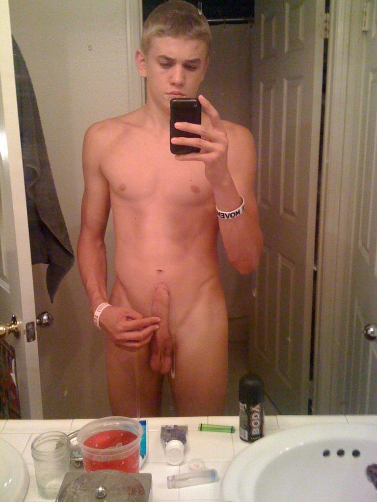 BOYS BONERS AND CUM has more than 159,000 followers