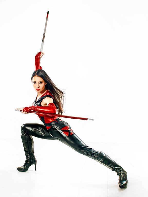 assassinwannabefitness:  theblindninja:  Janice Hung  Goals: To fight in heels