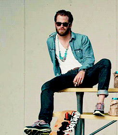  Chris Pine cameo appearance in “Celeste and Jesse Forever” (2012) 