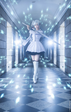 cosplay-soul:  Weiss Schnee | RWBY