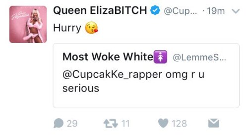 hustleinatrap:    A fan randomly asked Cupcakke for ๠ on Twitter and she did. She’s truly a kind, generous soul.   #BlackPride 