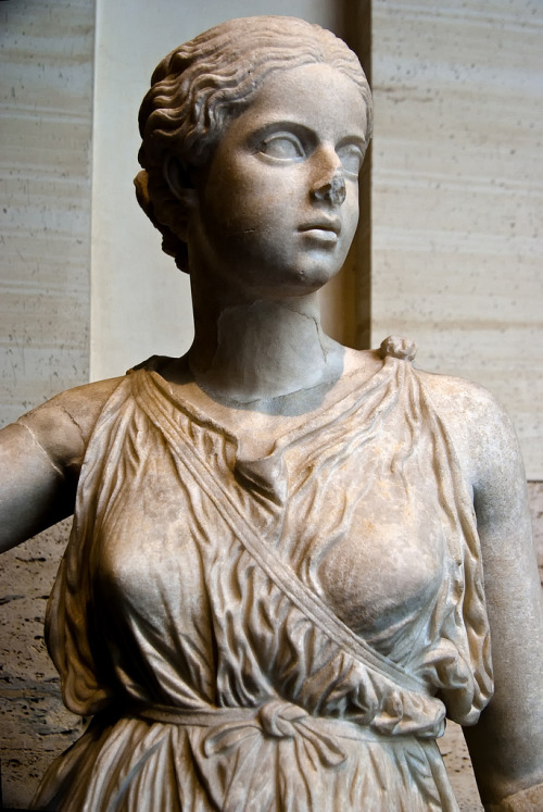 daughterofchaos:Roman statue of girl, National Museum of Rome, Palazzo MassimoPhoto by cmgramse