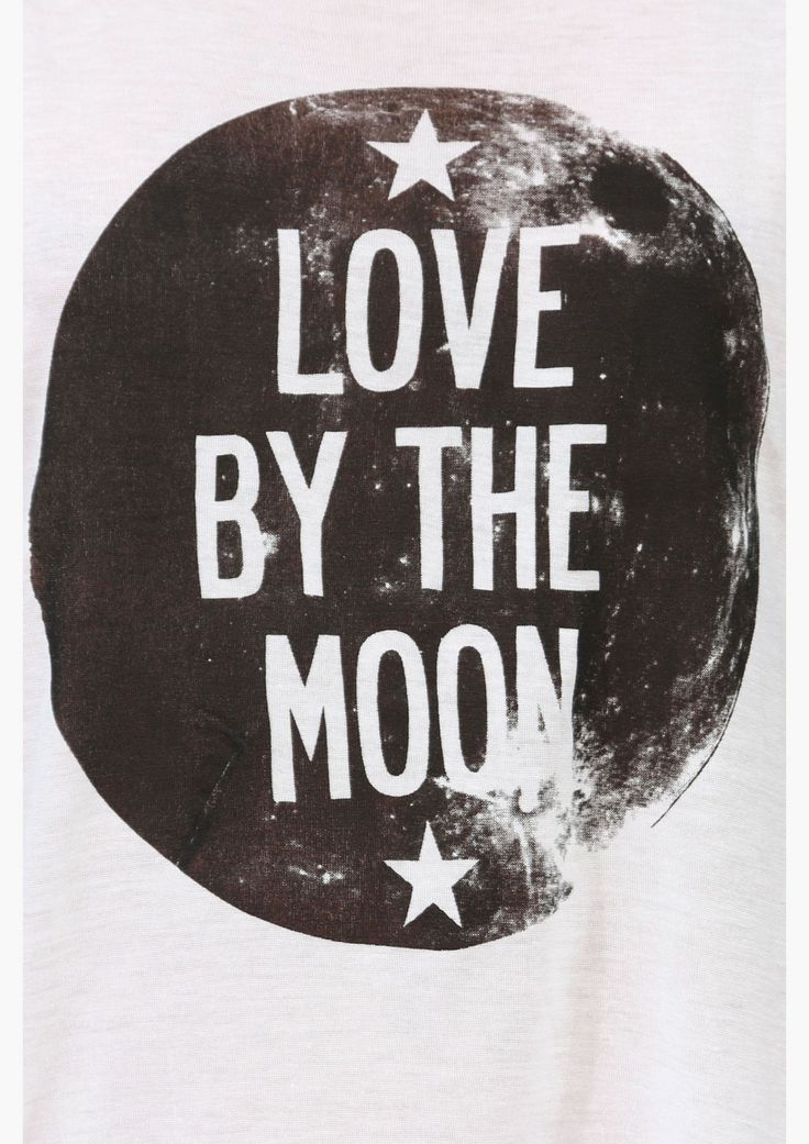lovequotesrus:  Everything you love is here