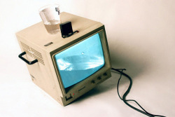 Bertrand PlanesMoniteur CCTV (1999-2005)CCTV Monitor, glass of water &amp; webcam