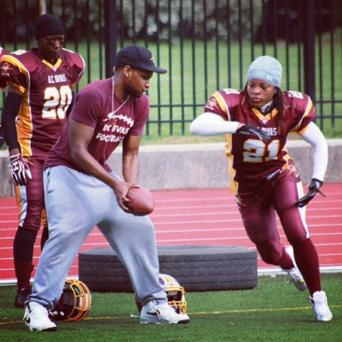 nickwithoutadick:Game day! Come support the #dcdivas against Pittsburg Passion at 6pm at PG Sports a