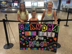 recommend:  Hilarious airport signs that