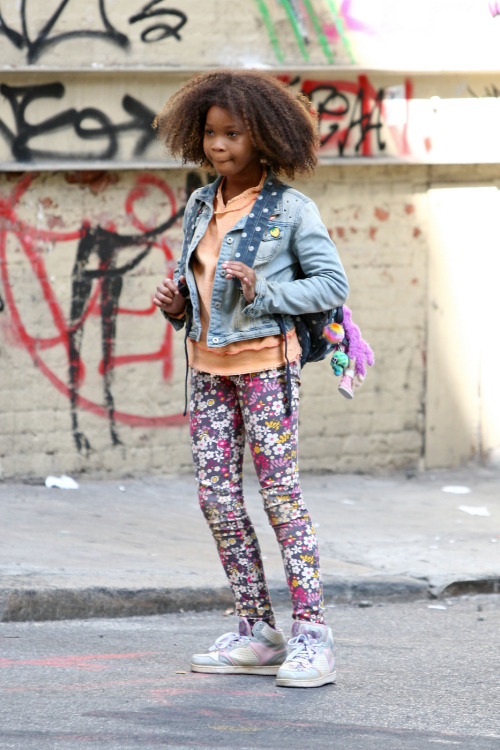 sinnamonscouture:Here’s Your First Look at Quvenzhané Wallis as Orphan AnnieThis is your first look 