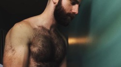 kinky-beards:  beardburnme:  nicholasjulianb