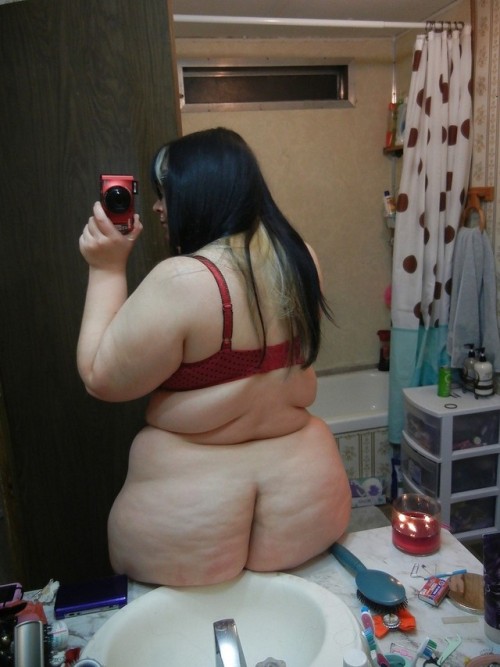 fat-fucking-porn: First name: Katrina Pictures: 26 Online now: Yes. Looking: Men/WomenProfile: Click