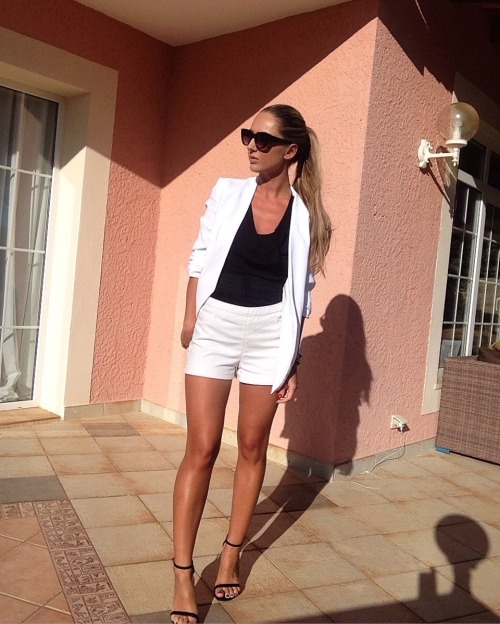 Blazer - Zara Body - Missguided Shorts - H&M Heels - New look Sunglasses - Asos Instagram - gabr