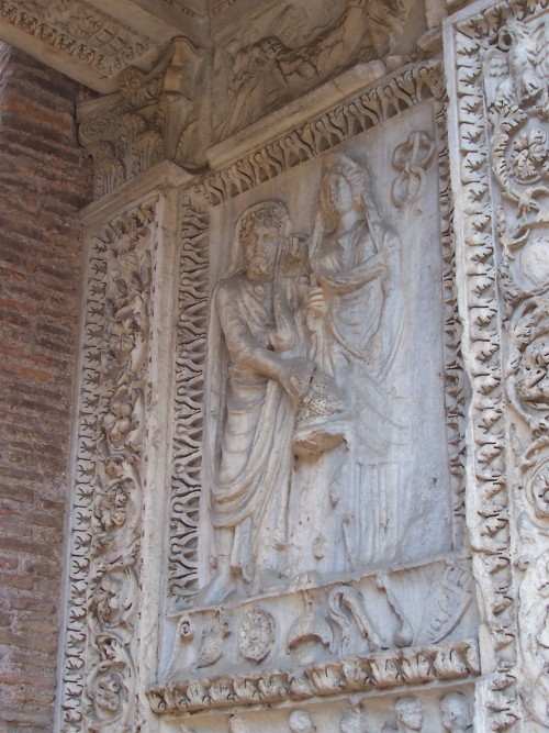 Arco degli argentari 204 d.C., Roma Marmo e travertino, altezza 6,15 m, larghezza 3,30 m - Anche si 