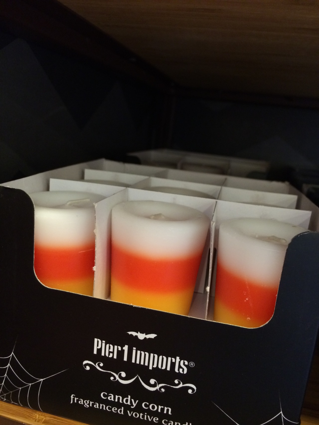 boogedyboogedyboo:  Everyone needs to go out and buy these 
