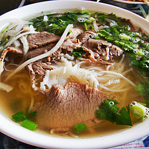 everybody-loves-to-eat:
“ pho
requested by merry-janeohyes
”