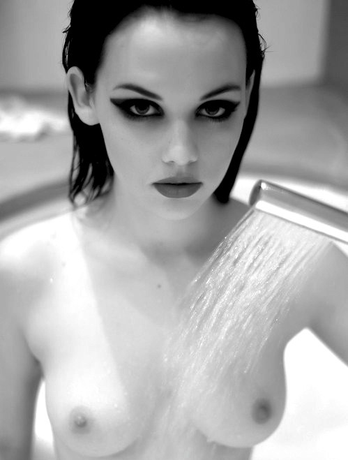 thebestpartsofawoman:  Follow thebestpartsofawoman for over 32,000 images like this
