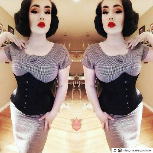 orchardcorset:@miss_maureen_monroe is too cute in our longline #cs426 💖 #orchardcorset #beautifulcustomers #waisttraining #corsetselfie #loveyourcurves #pinup #waistgoals