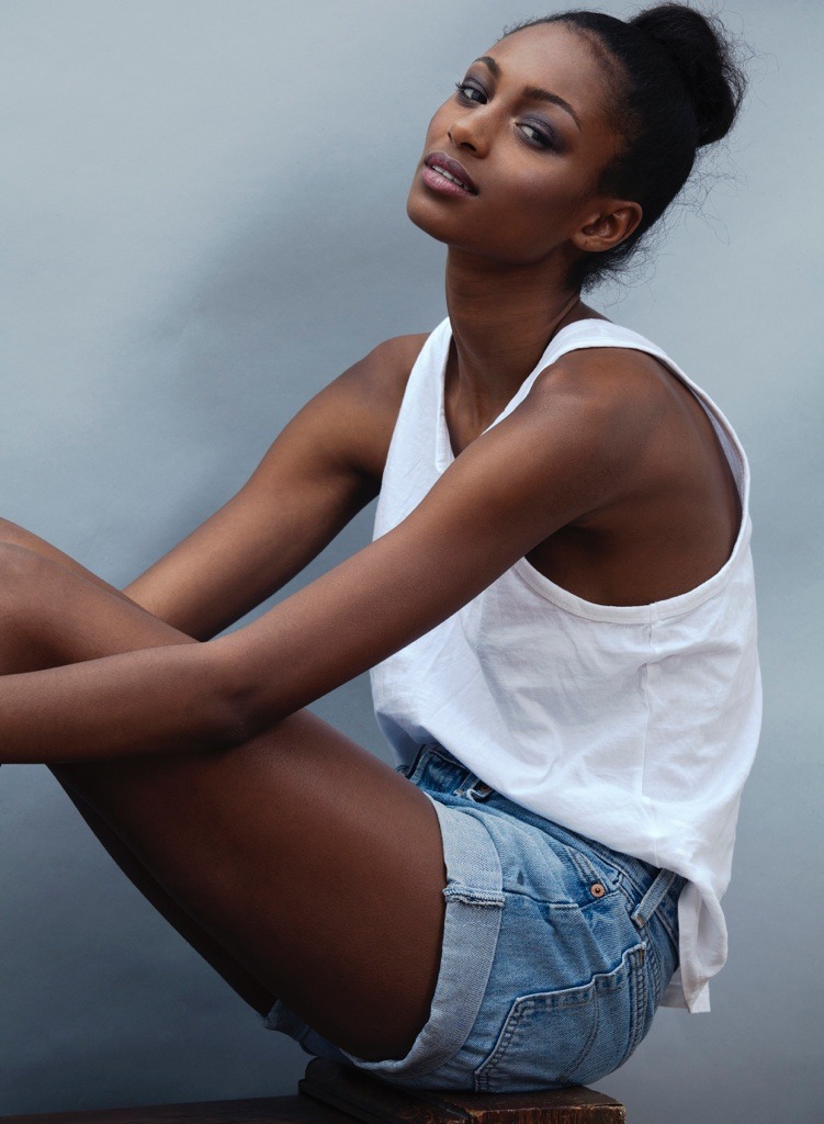 devoutfashion:Nadine Mendes