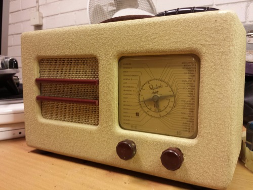 L.M. Ericsson Radiola Typ 472 Tube Radio, 1951