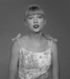https://69.media.tumblr.com/1f9fca13d4e86dc507a22f5c1f318d2d/tumblr_nmahh7MsqW1roxle0o1_250.gif