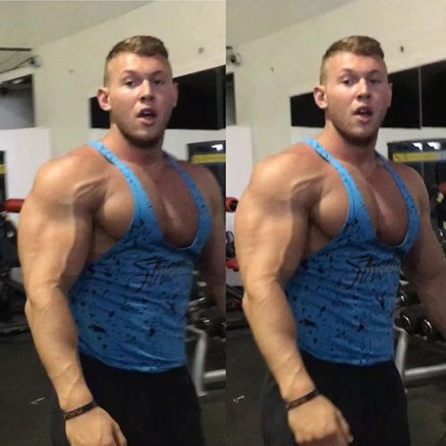 musclestimulus: lovedolmanche: Huck Finn looking Aussie Mike Pearson.  Thick muscle indeed. MuscleStimulus.com ::  This dude has it GOING ON. 