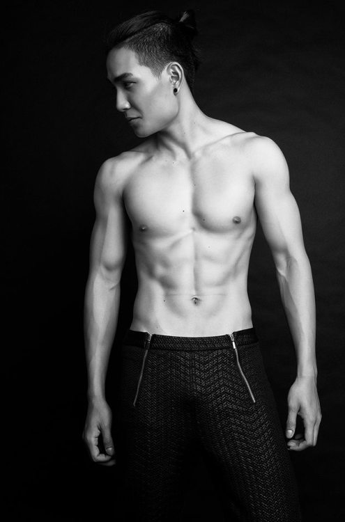 ahsimwithsake:maevemauvaise:menofvietnam:Le Thanh HaiPhotography by Lan Tran and Phuc HungHOW DARE Y